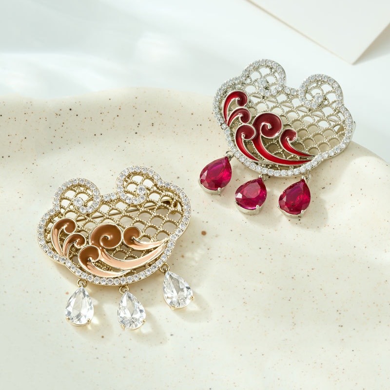 Chinese-style Auspicious Cloud Tassel Brooch, Copper Alloy Micro-inlaid Zircon Enamel Craftsmanship, High-end Brooch For Women.