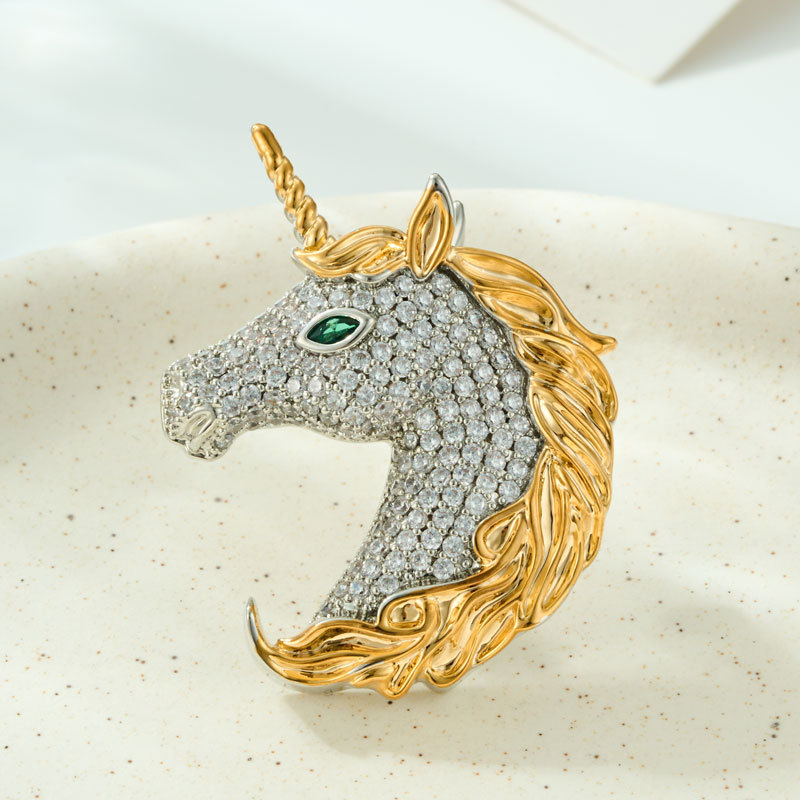 Original Design Dreamy Unicorn Brooch, Copper Alloy, Real Gold Plated, Two-tone Gold, Inlaid With Zircon, A Light Luxury Clothing Accessory.