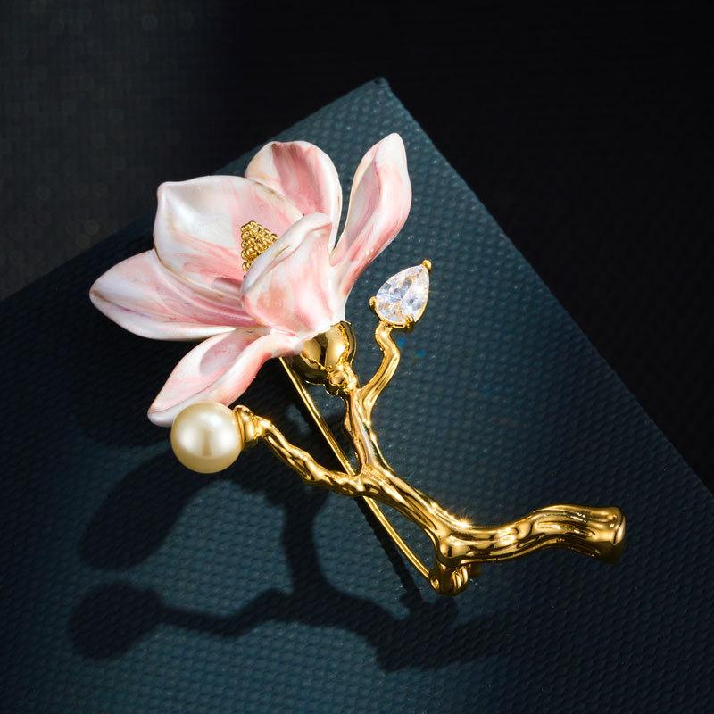 Luxury And Elegant Classic Magnolia Brooch, Copper Alloy, Gold Plated, Enamel-plated, Exquisite Flower Pin, Corsage